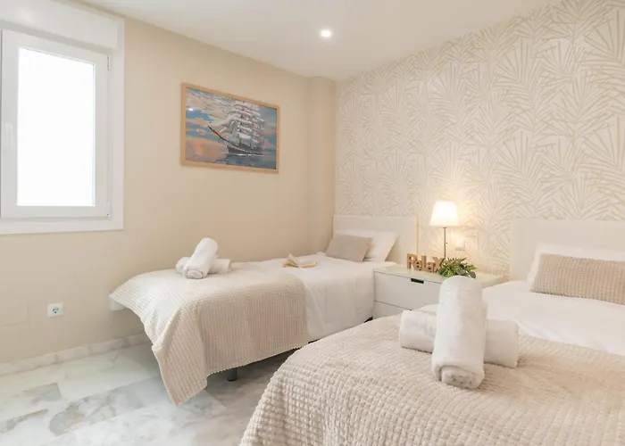 Sea Views Ll * 埃斯特波纳